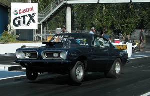 Wheelstanding '68 'Cuda