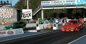 Ron Huegli vs. Cal Tebb - Funny Car