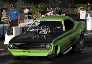 Rod Elliott - '70 'Cuda Funny Car