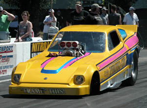 Randy Parker - '80 Datsun Funny Car