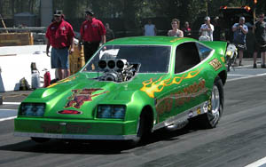 Ron Huegli - '76 Monza Funny Car