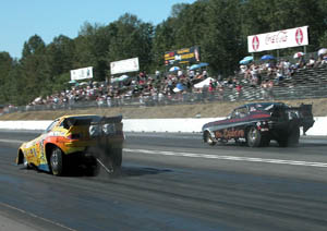 Todd Losenko (near lane) vs. Mark Sanders (far lane)